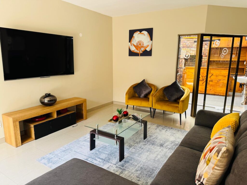 3-Bedroom Home St Peters Square, Southernwood