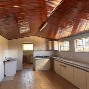 The Highlands Heritage | Expansive 4-Bedroom Family Canvas